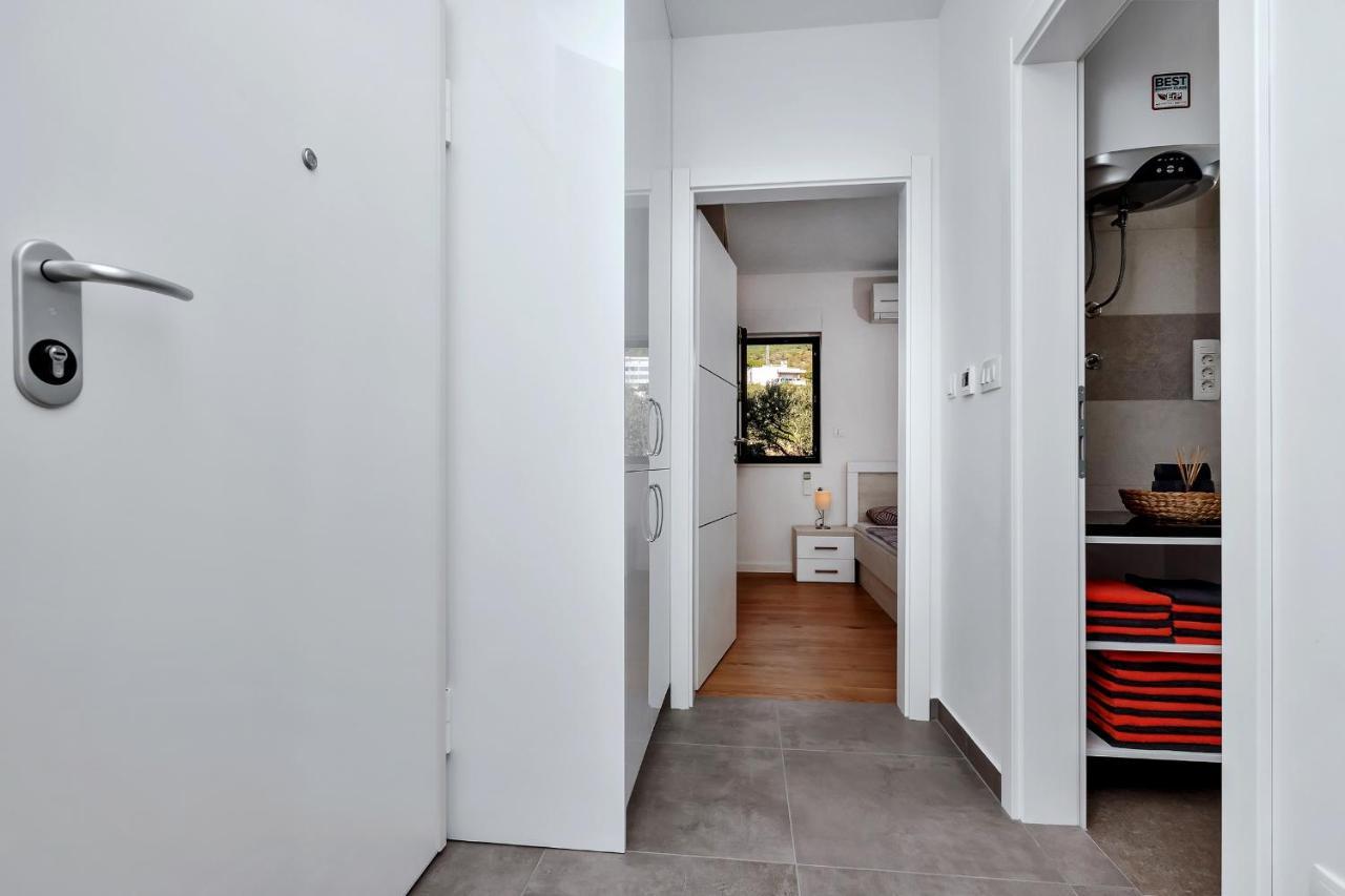 Luxury Apartment Sidro With Free Beach Parking Makarska Kültér fotó
