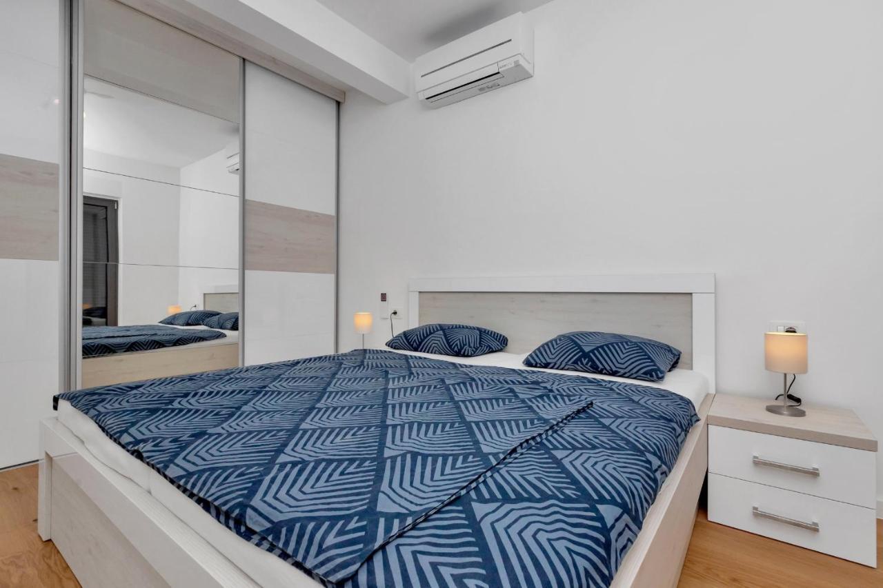 Luxury Apartment Sidro With Free Beach Parking Makarska Kültér fotó