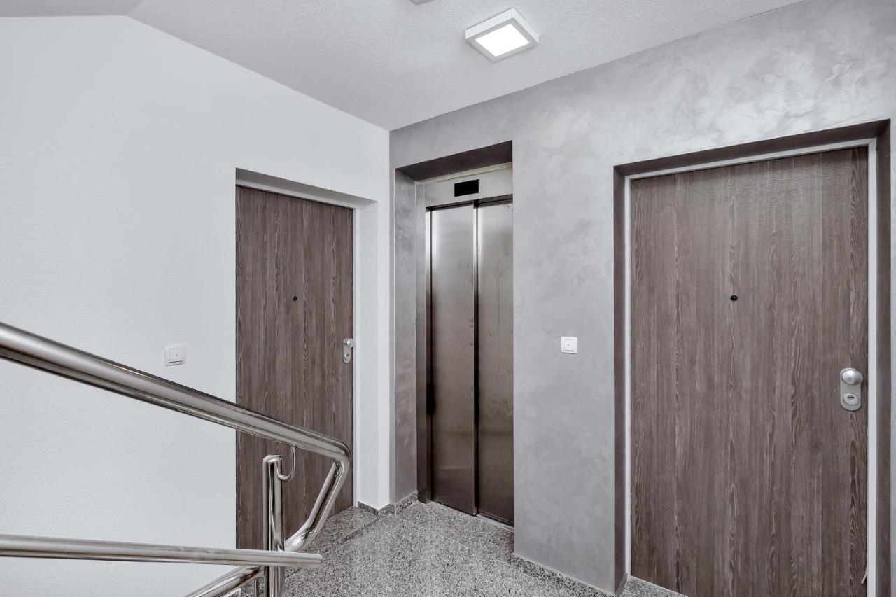Luxury Apartment Sidro With Free Beach Parking Makarska Kültér fotó