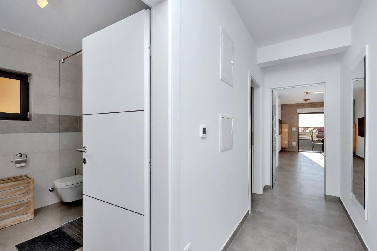Luxury Apartment Sidro With Free Beach Parking Makarska Kültér fotó